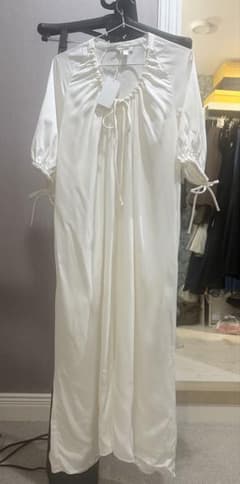 COS 新品タグ付き ホワイトワンピース 34 新品タグ付きのサムネイル