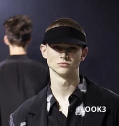 ヨウジヤマモト　2025ss ルック1 サンバイザー