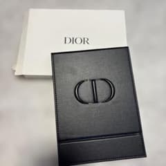 Dior 折りたたみ式ミラー 黒のサムネイル