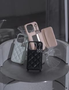 Darich キルティングミラーDDチャームiPhoneケース　黒　13-14のサムネイル