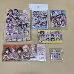 ラブライブ 虹ヶ咲 ポストカード 缶バッジ セット - メルカリ