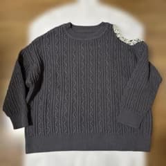 GRACE CONTINENTAL 新品　タグ付き　ビジュー付きニット