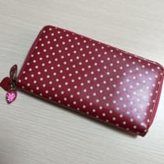 赤色水玉模様長財布のサムネイル