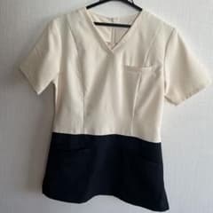 サロン等で使用する制服です。のサムネイル