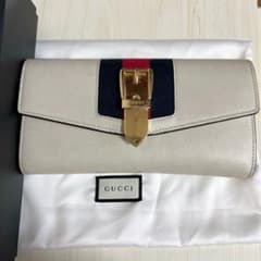 GUCCHI 長財布のサムネイル
