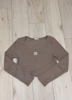 GYDA 長袖 トップスのサムネイル