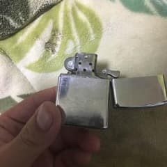 Zippoオイルライターのサムネイル