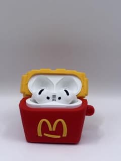 AirPods 第4世代 ケース マクドナルド ポテト シリコン 保護ケースのサムネイル