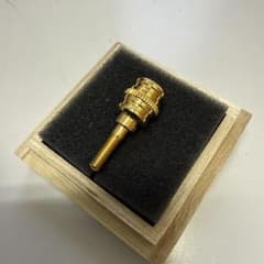 サックス用ネックスクリュー“Saxonorité” インナーシルバーモデル サックス用ネックスクリュー“Saxonorité” インナーシルバーモデル