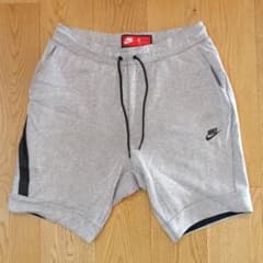 A*K様 Nike テックフリース ショートパンツ XL グレーのサムネイル