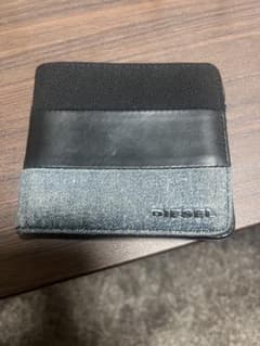 DIESEL 二つ折り財布のサムネイル