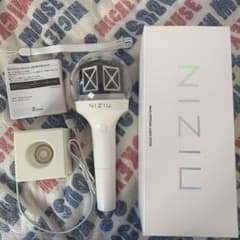 NiziU ペンライト - メルカリ