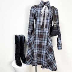 美品♡ヴィヴィアンウエストウッド オーブ ボタン チェック シャツ ワンピース 美品♡ヴィヴィアンウエストウッド オーブ刺繍 変形 チェック シャツ