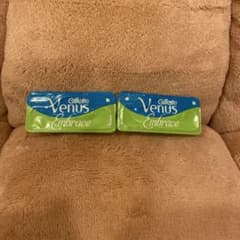 ヴィーナス Gillette Venus Embrace 5枚刃 替え刃2個入のサムネイル