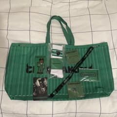 m64306007589_1.jpg?1757513752