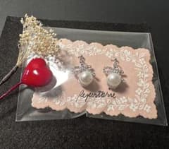 リボンパールピアス ハンドメイドのサムネイル