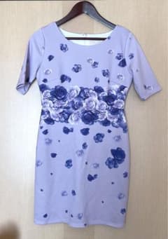 EmiriaWiz   花柄　パープル　キャバ　ワンピースのサムネイル