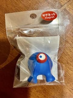 ミャクミャク　おしりマグネットのサムネイル
