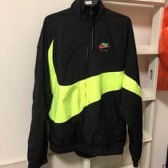 【未使用/タグ付き】NIKE ナイキ ナイロンジャケットのサムネイル