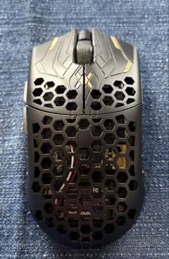 軽量ハニカムゲーミングマウス