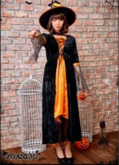 ハロウィン　コスプレ　魔女のサムネイル