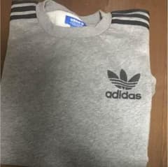 adidas トレーナーのサムネイル