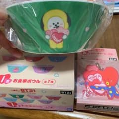 BT 21   1番くじ　　Ｓtay  with  youのサムネイル