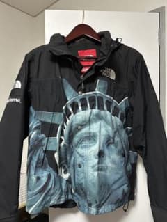 THE NORTH FACE × Supreme 自由の女神ジャケット Mのサムネイル