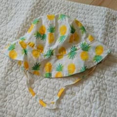 【可愛い！】夏用　パイナップル　ハット　3ヶ月〜1歳のサムネイル