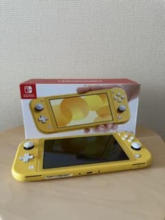 Nintendo Switch Lite イエロー【充電器付・箱付き】のサムネイル