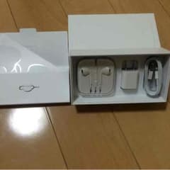 iphone付属品セットのサムネイル