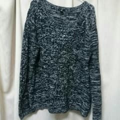 H&M ☆ニットのサムネイル
