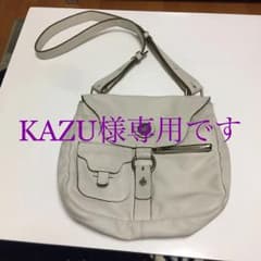 ショルダーバッグのサムネイル
