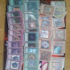 遊戯王 ブラックマジシャンデッキのサムネイル
