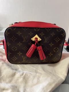 LOUIS VUITTONのサムネイル