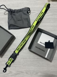 BALENCIAGA ネックストラップ イエロー/ブラックのサムネイル
