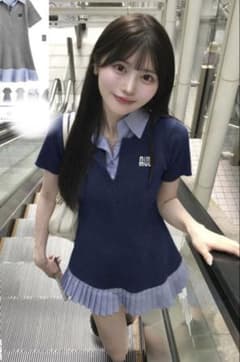 ハーフジップ ニットワンピース 半袖のサムネイル