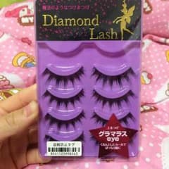 ダイヤモンドラッシュ つけまつげのサムネイル