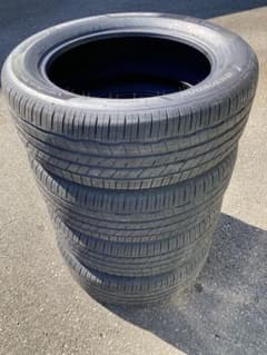 235/55R19 新車外し　4本　2024年製終盤　送料無料のサムネイル