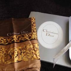 Christian Dior クリスチャンディオール  新品 大判スカーフのサムネイル