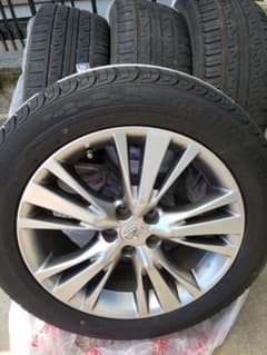 19インチ　レクサスRX純正ホイールタイヤ4本セット　235/55R19のサムネイル