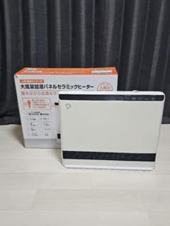 期間限定お値下げ中！！　THREEUP セラミックファンヒーター ホワイトのサムネイル