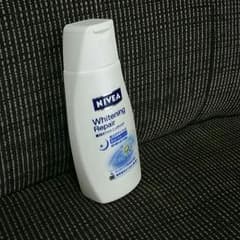 ニベア 美白保湿ジェルのサムネイル