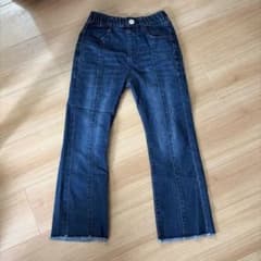 【超美品】130キッズ デニムパンツ 薄色デニムのサムネイル