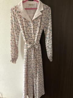 axes femme 花柄マキシワンピースのサムネイル