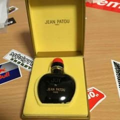 JEAN PATOUのサムネイル