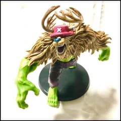 【土日限定の特別セール中】　アベンジャーズ　ワンピース　フィギュアのサムネイル