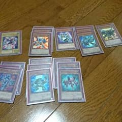 [取り置き中]磁石の戦士 デッキのサムネイル