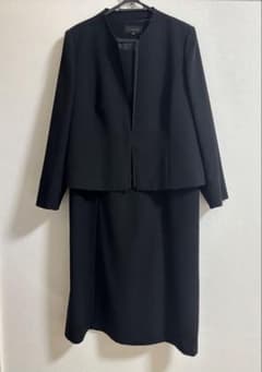 【値下げしました】【美品】Formish 喪服 21号 3Lブラックフォーマルのサムネイル