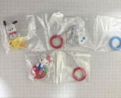 サンリオ キーリングハンガー3個 ガチャ シナモロール ハローキティ ポチャッコのサムネイル